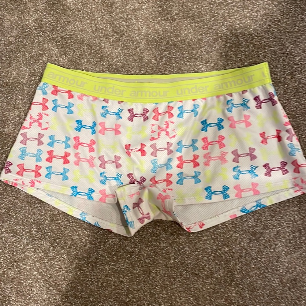 Girls Under Armour shorts
